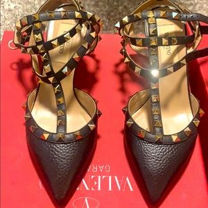 Valentino Garavani ankle strap